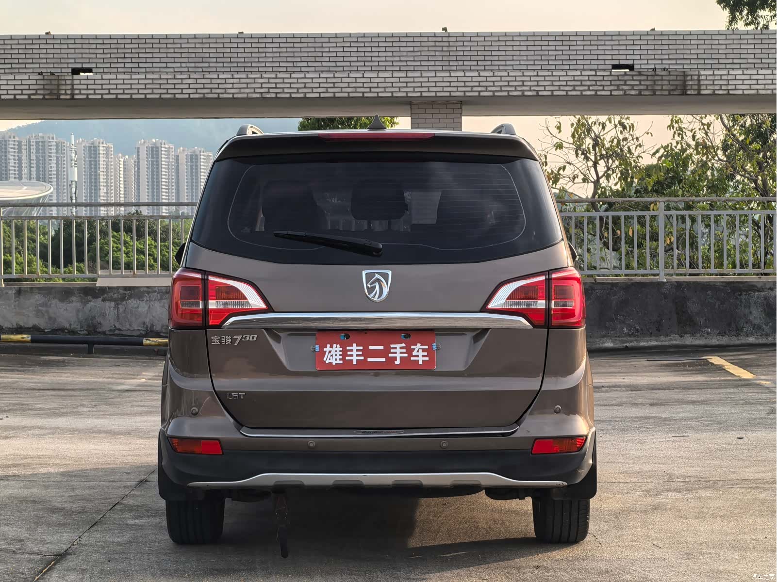 Wuling 730, 2017 16
