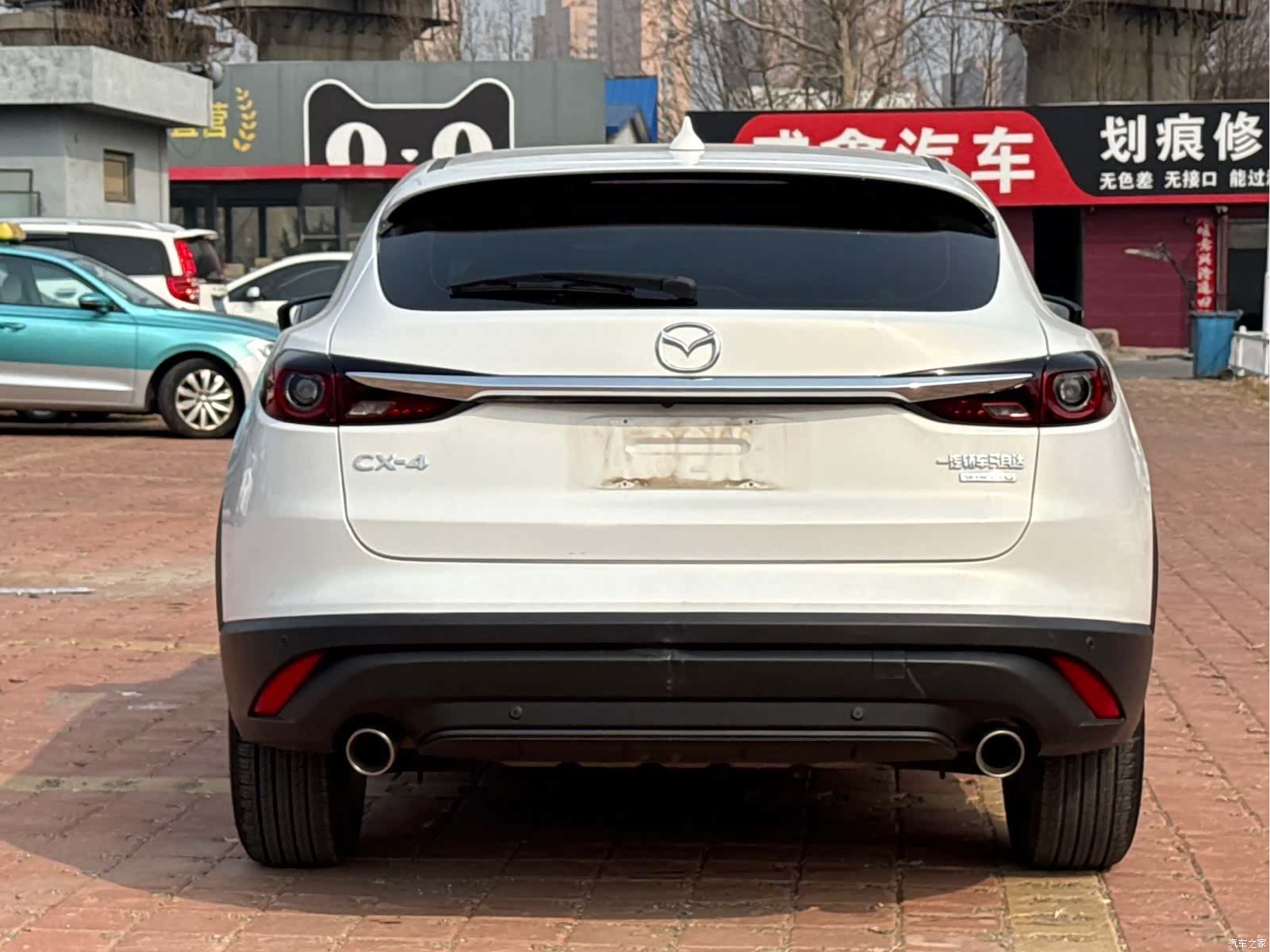 Mazda CX-4, 2023 все фото