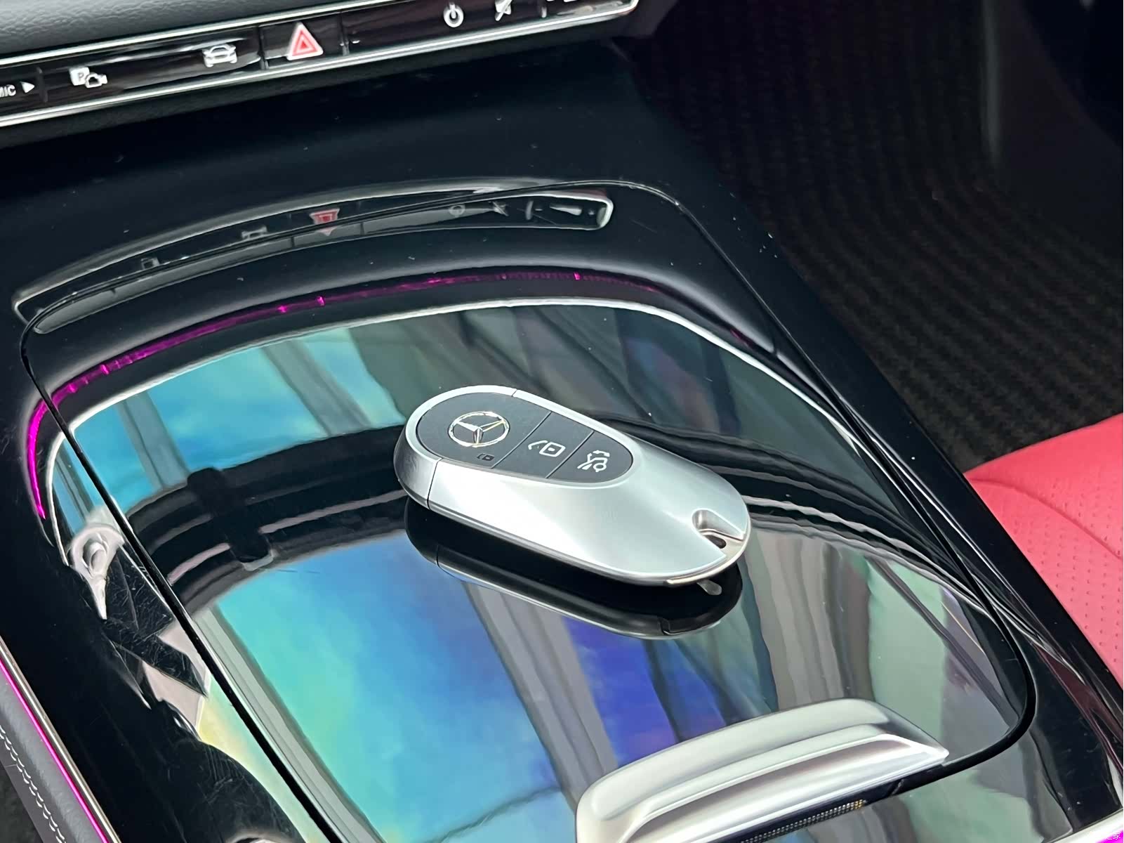 Mercedes-Benz E-Class, 2025 26