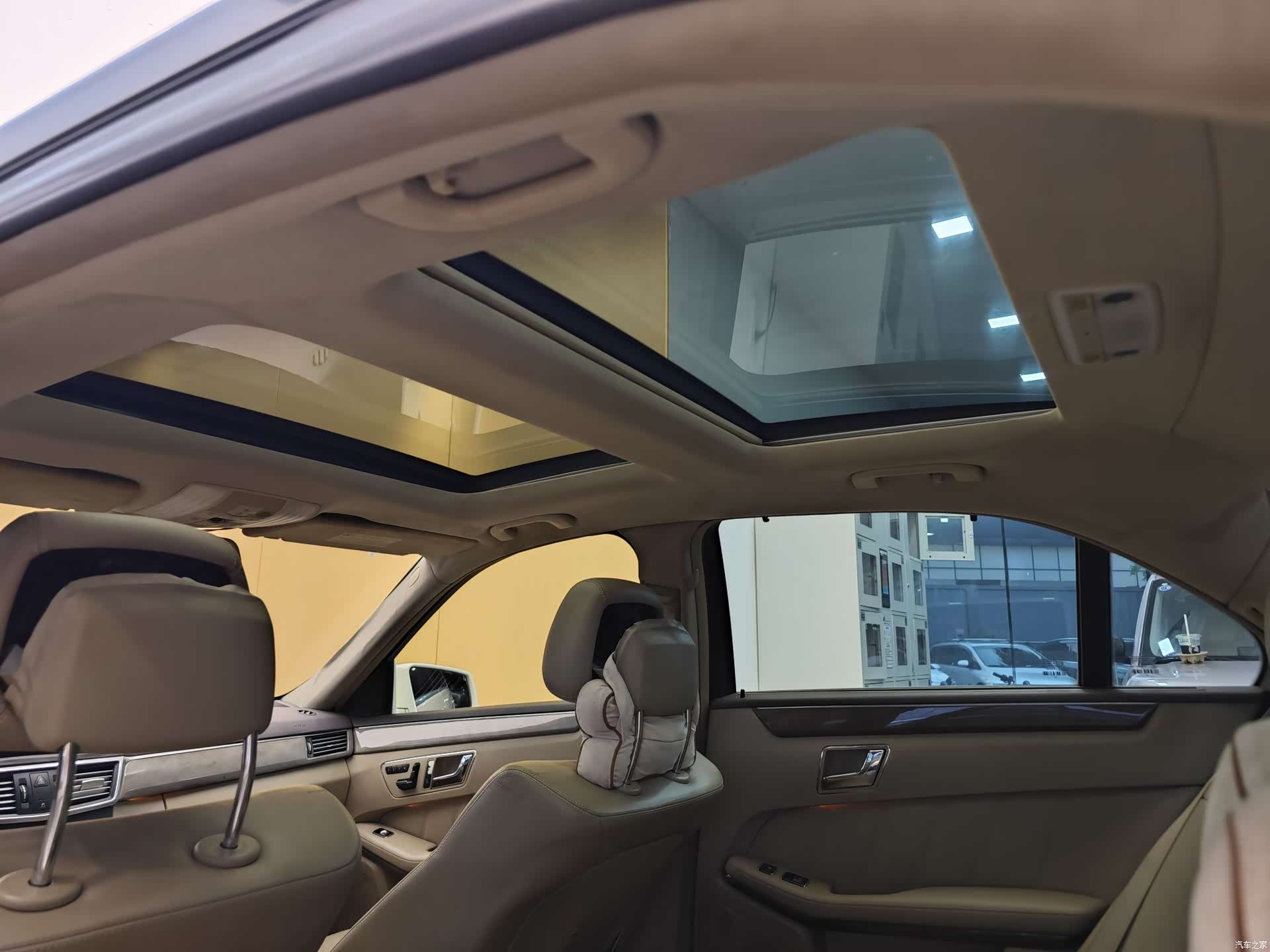 Mercedes-Benz E-Class, 2009 26