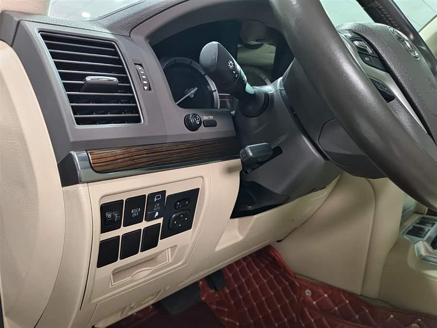 Toyota Land Cruiser 2019, фото 5