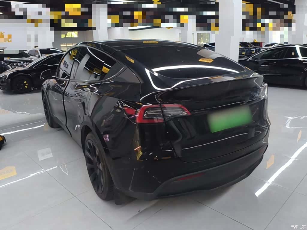 Tesla Model Y, 2022 все фото