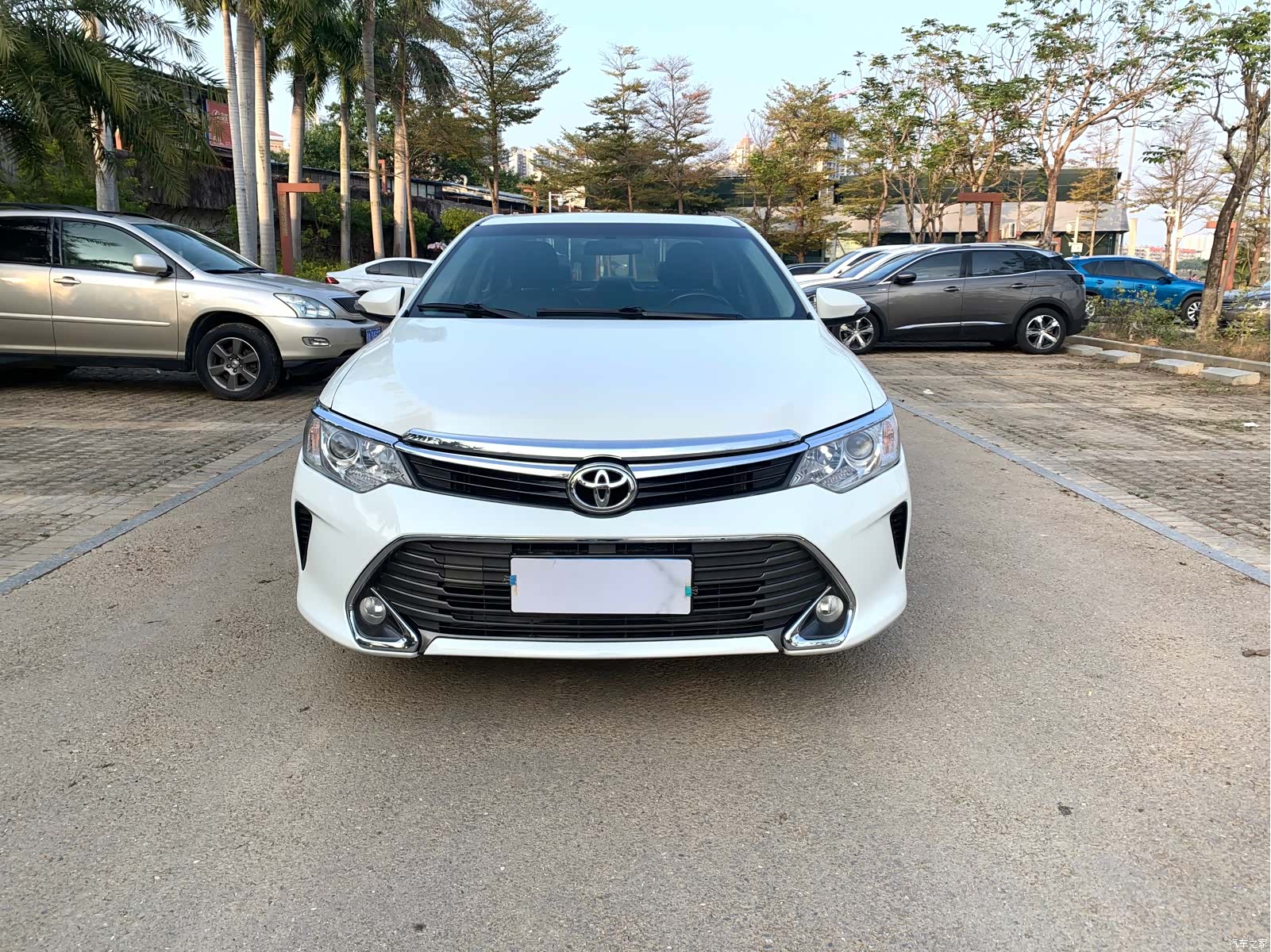Toyota Camry, 2017 2