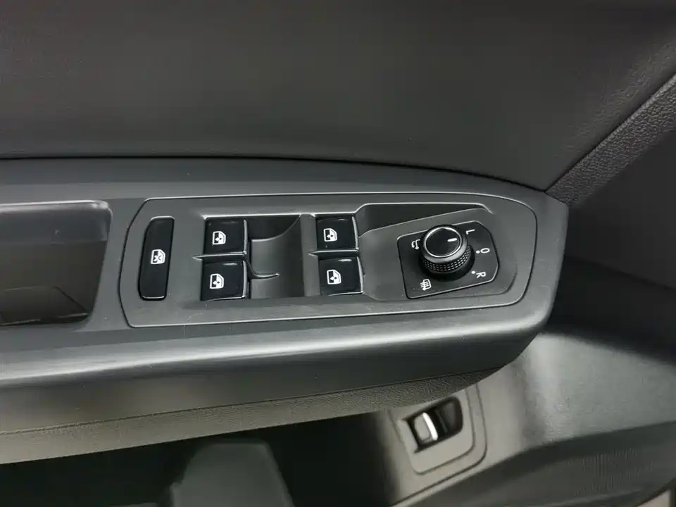 Volkswagen Tourang