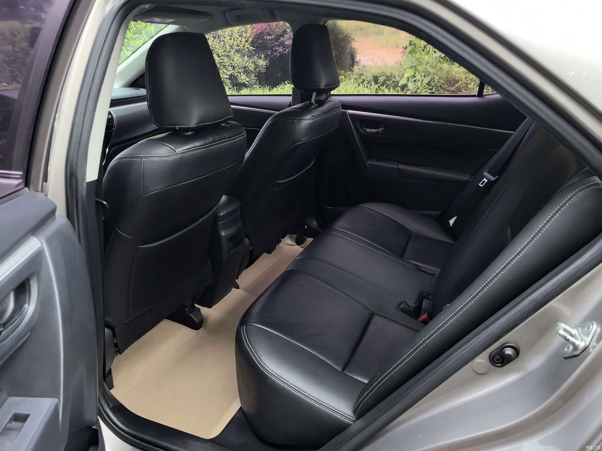 Toyota Corolla, 2016 8