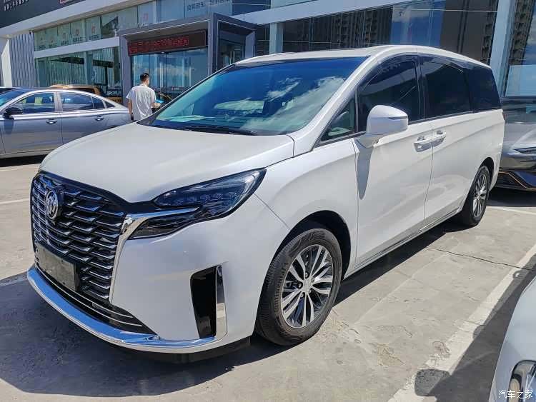 Buick GL8, 2024 1