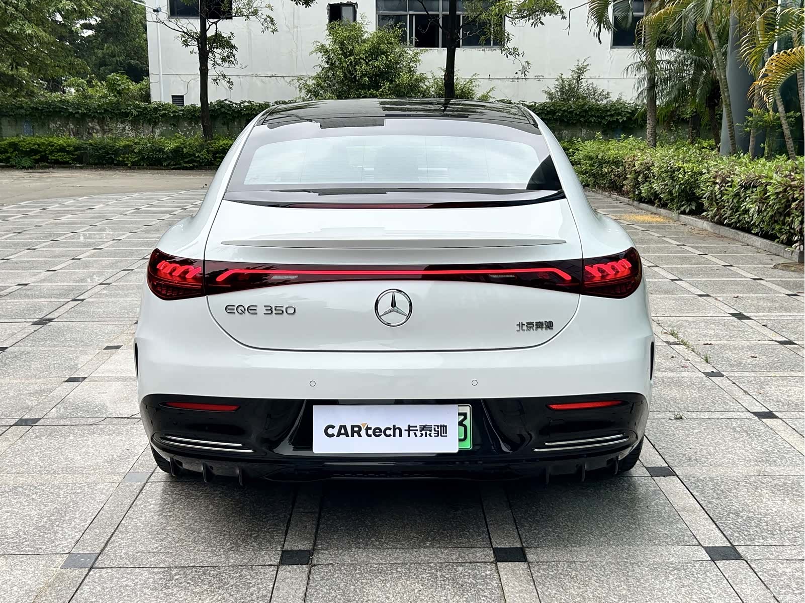Mercedes-Benz EQE, 2023 2