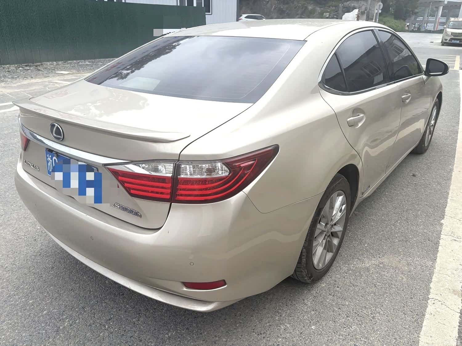 Lexus ES, 2014 9