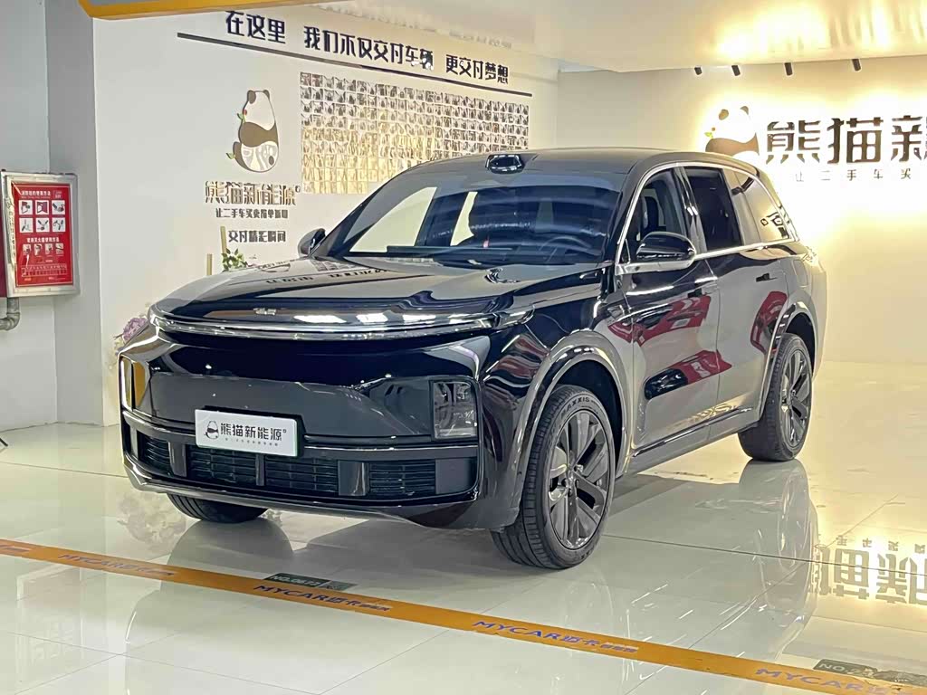 Li Auto L8