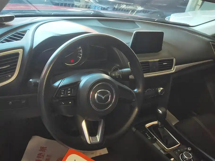 Mazda 3 Angkesaila Mazda 3 Angkesaila