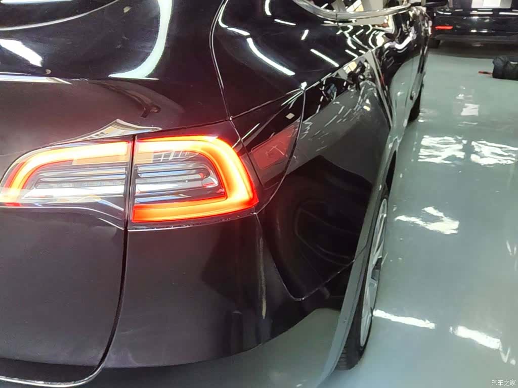Tesla Model Y, 2021 8