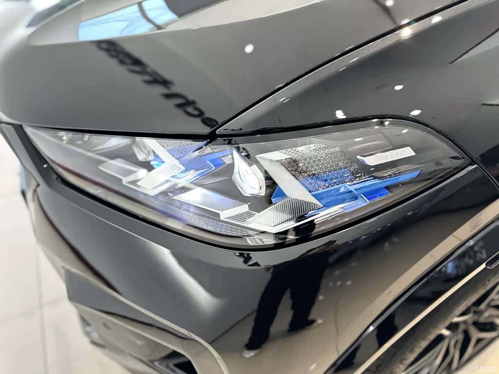 BMW X5, 2024 9