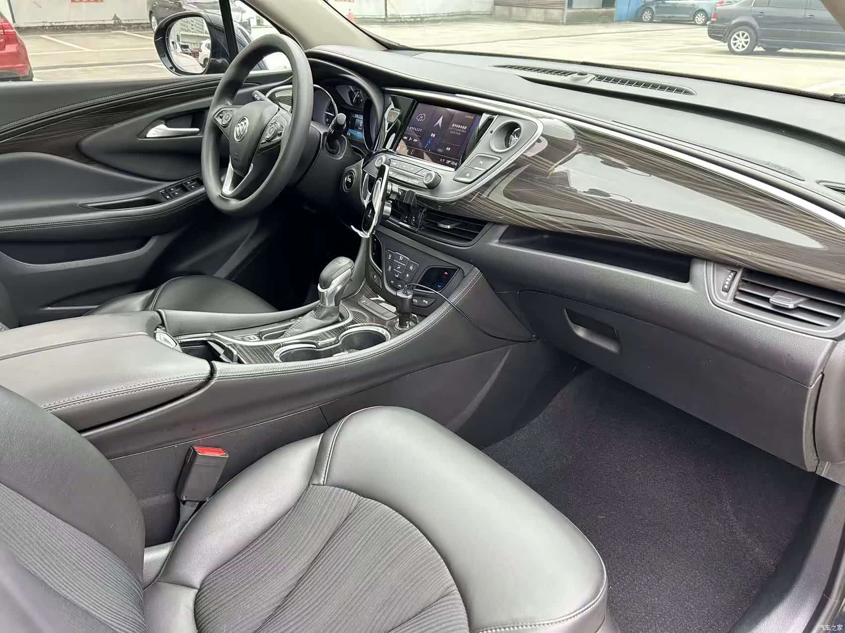 Buick Envision Plus, 2020 4
