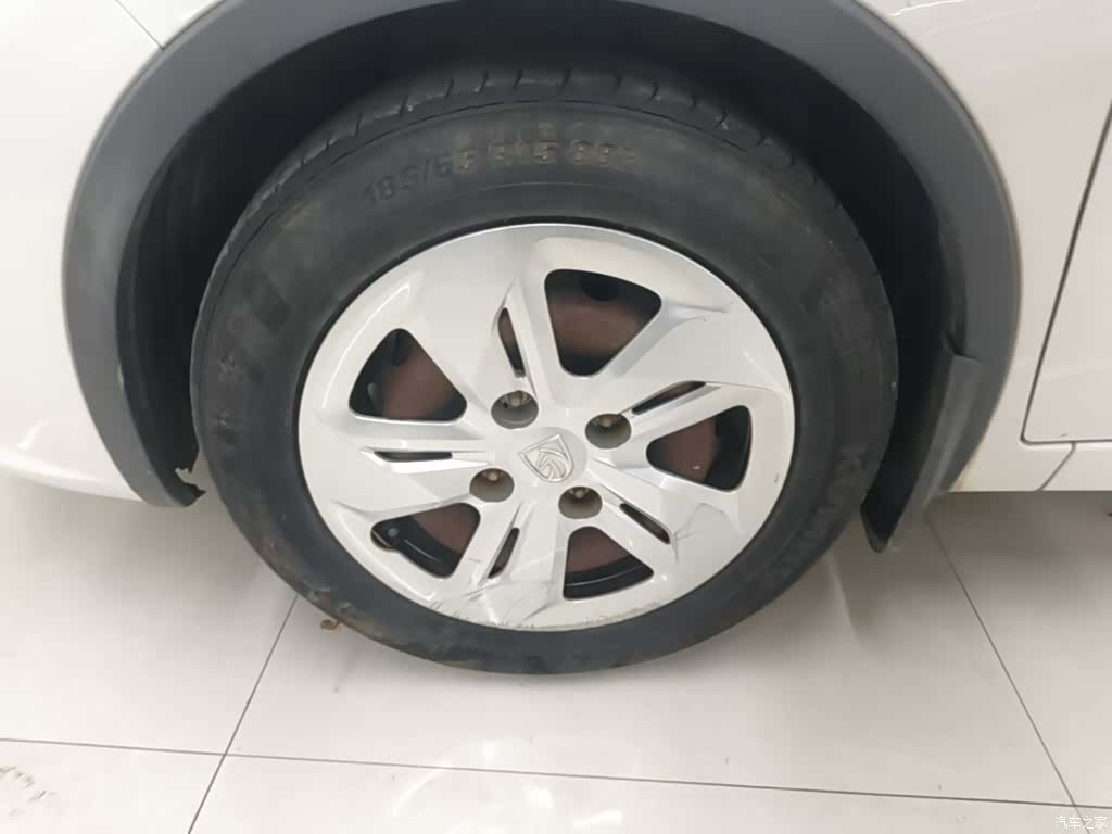 Wuling 310W, 2018 23