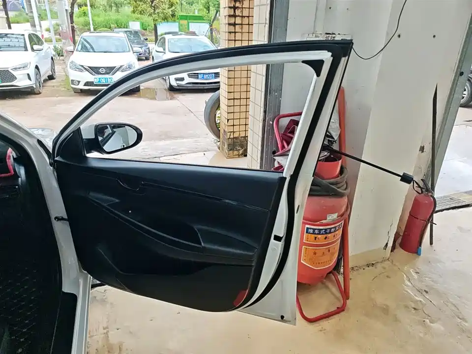Hyundai Yuedong