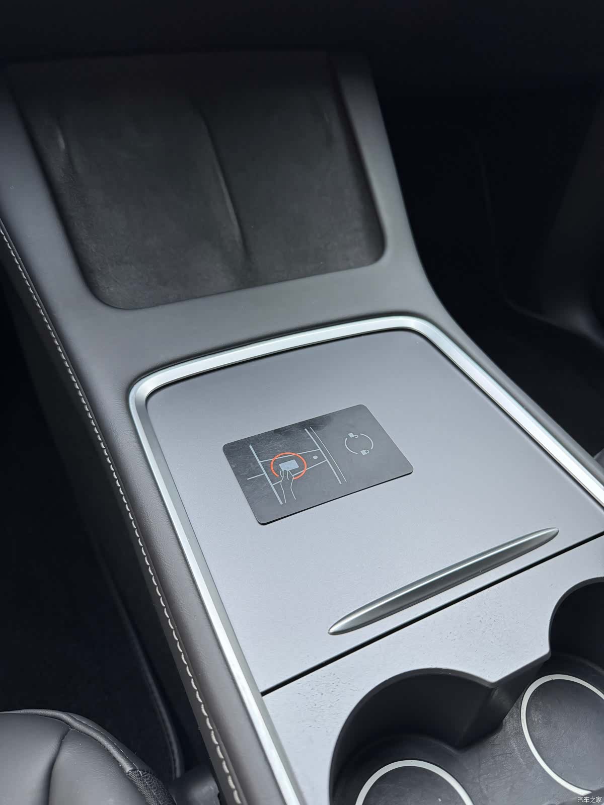 Tesla Model Y, 2021 8