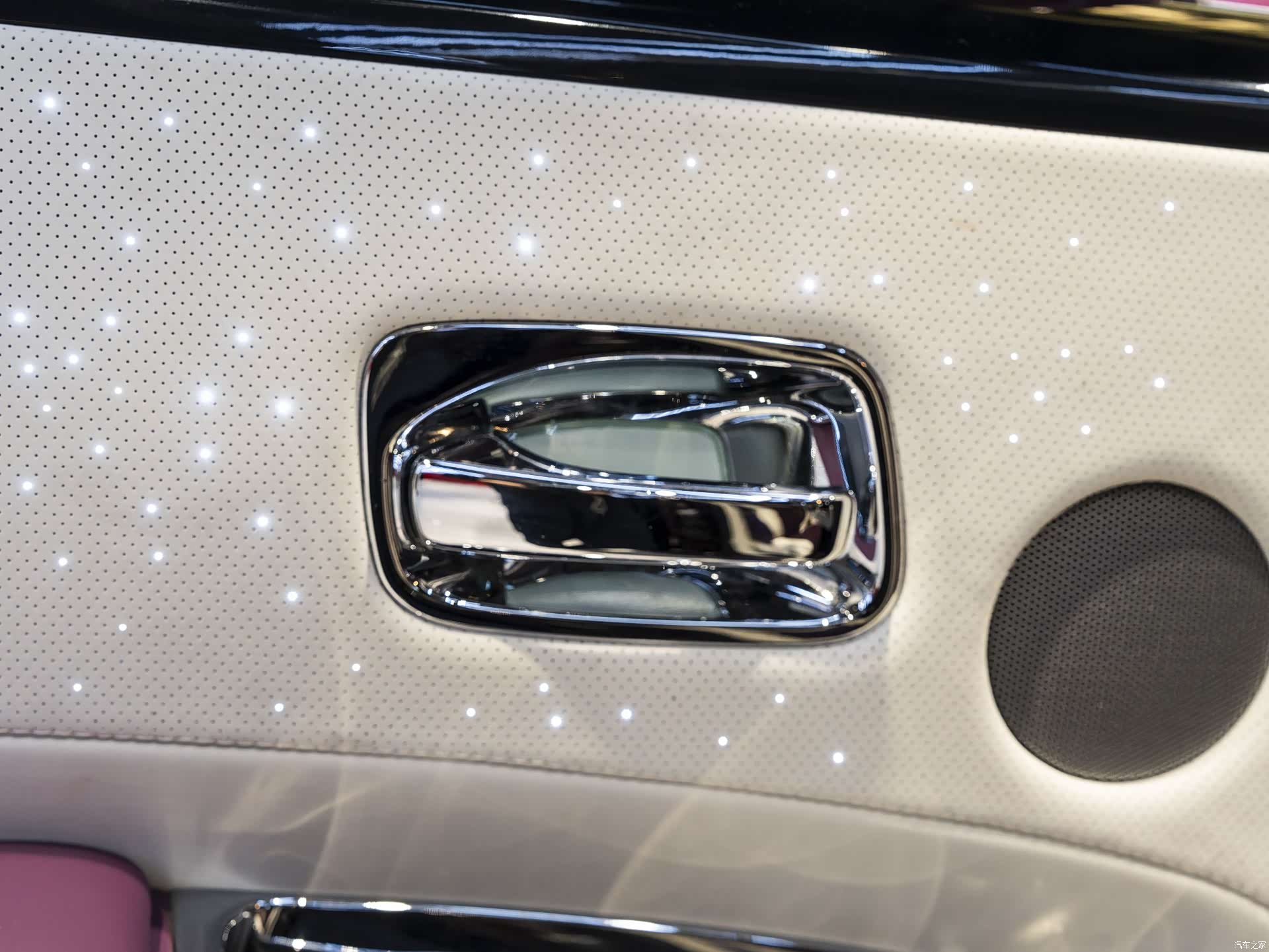 Rolls-Royce Ghost, 2013 15