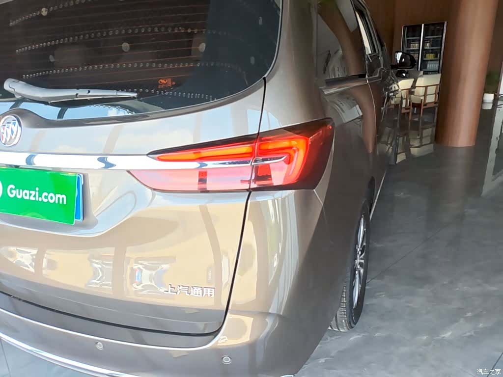 Buick GL8, 2023 8