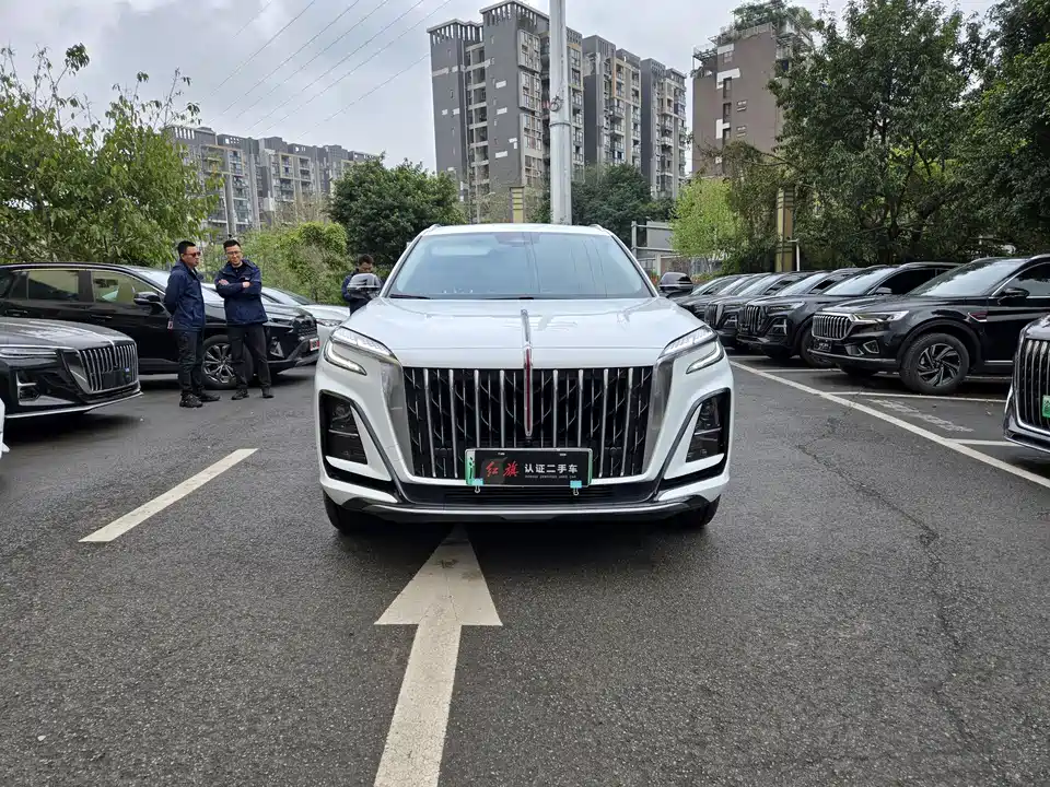 Hongqi HS3 PHEV