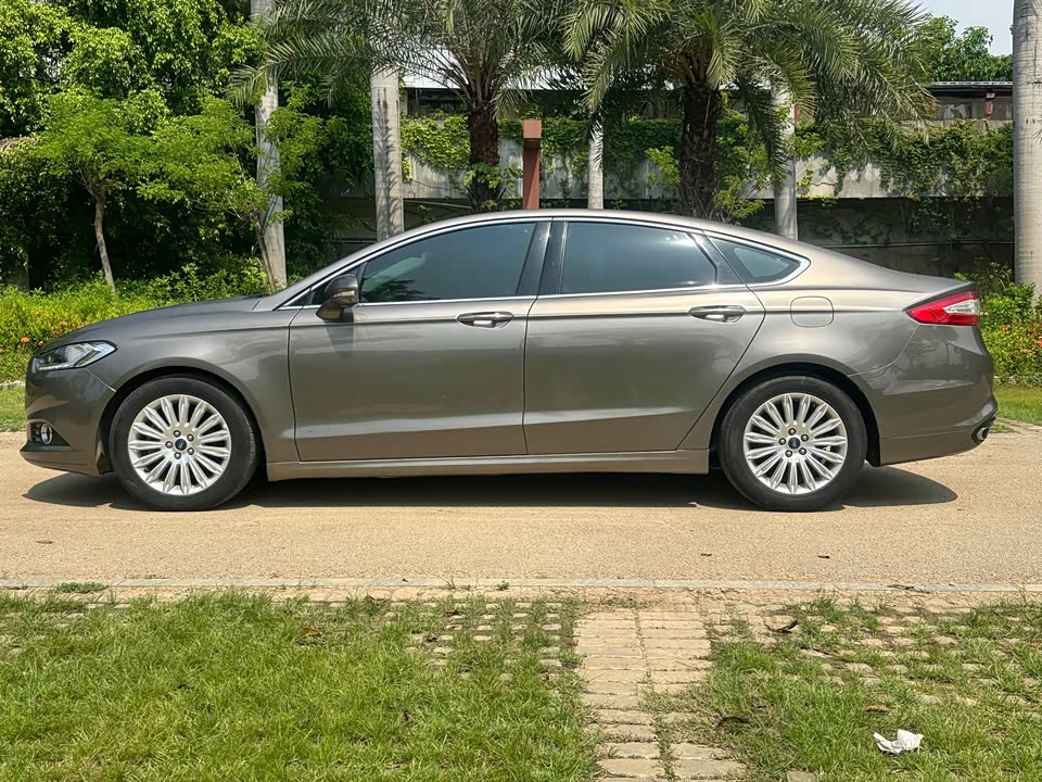 Ford Mondeo Ford Mondeo