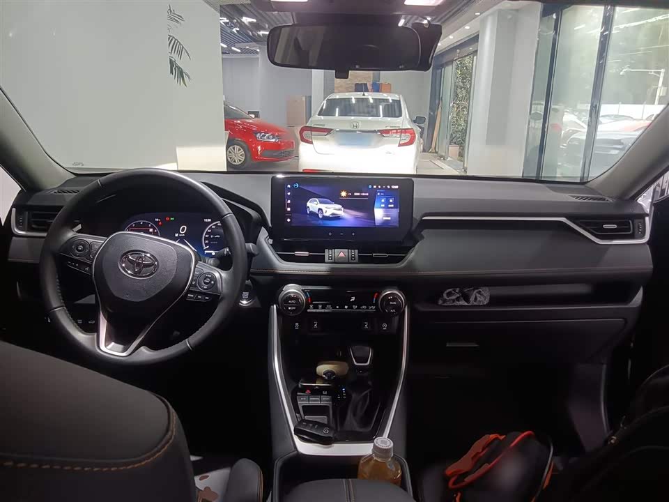 Toyota RAV4 Rongfang