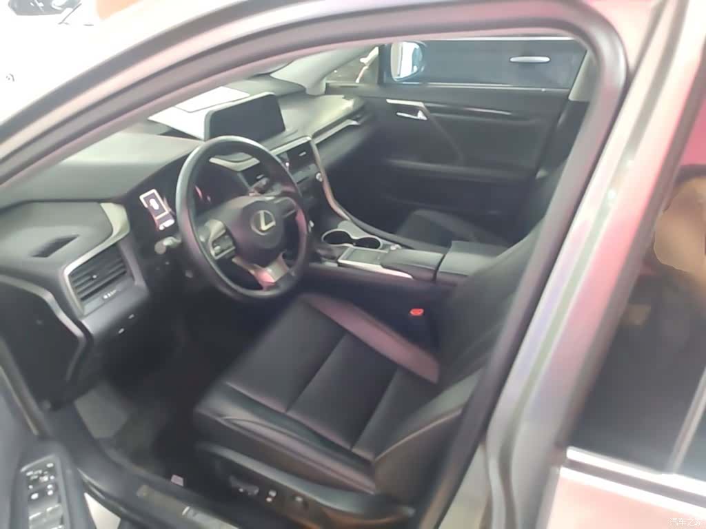 Lexus RX, 2022 15