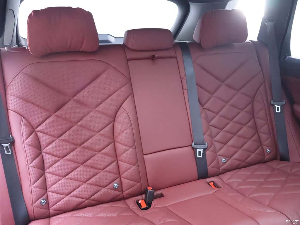 BMW X5, 2025 23