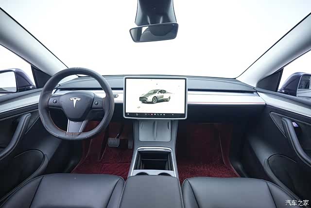 Tesla Model Y, 2024 4