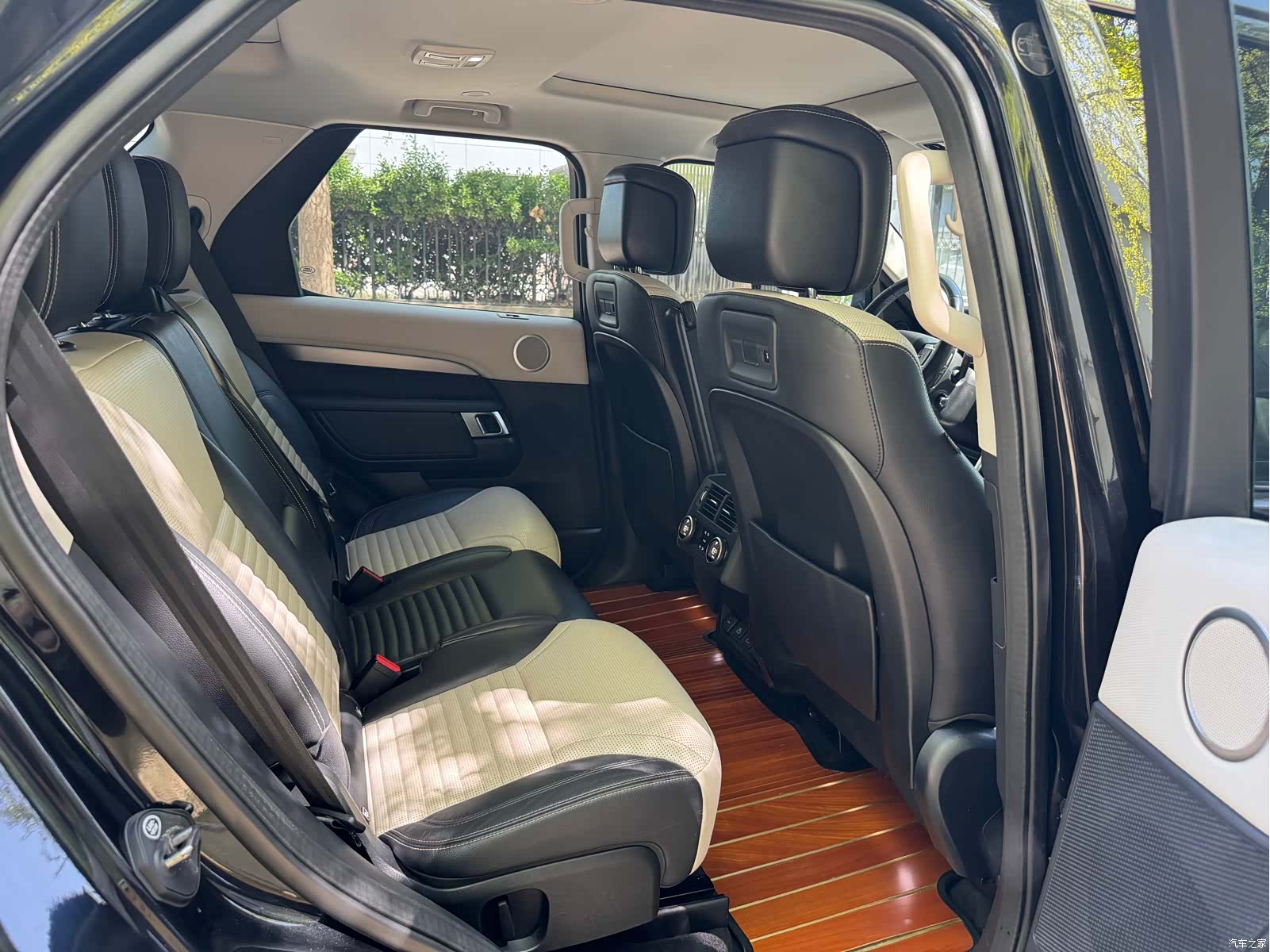 Land Rover Discovery, 2021 16
