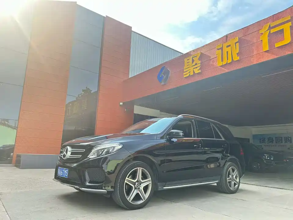 Mercedes-Benz GLE Mercedes-Benz GLE