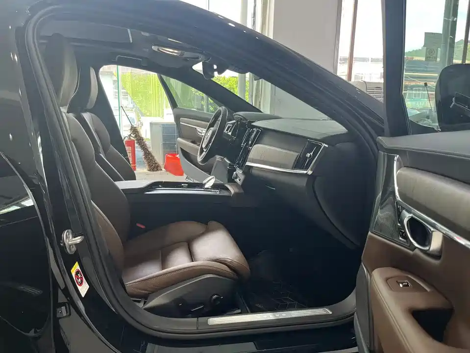 Volvo S90 Volvo S90