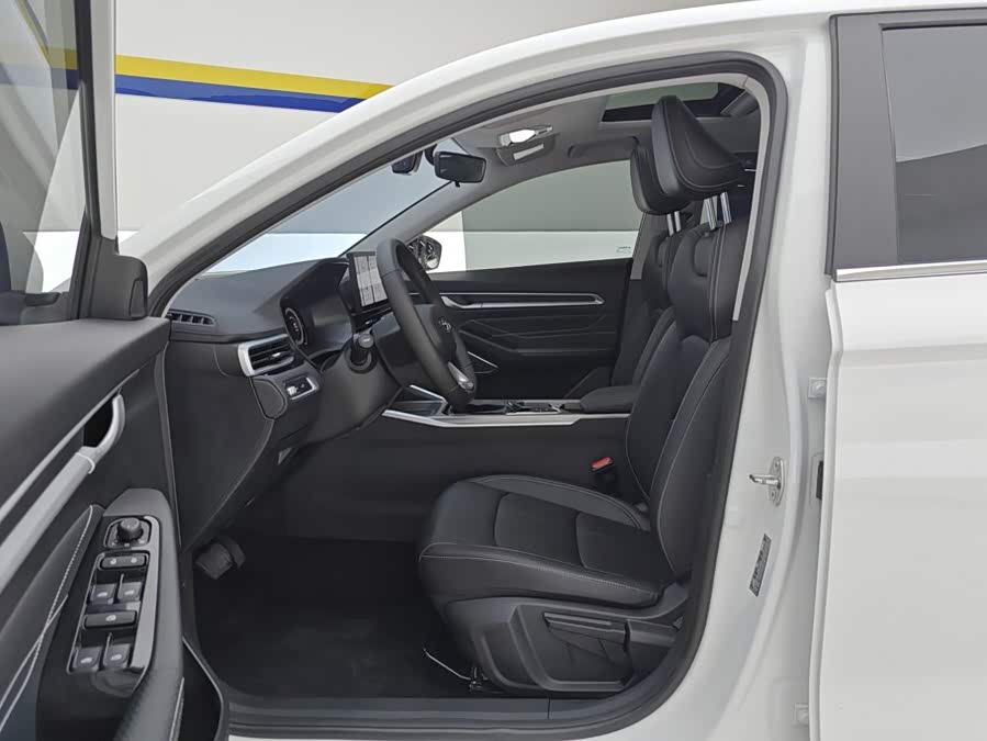 Geely Emgrand 2024, фото 9