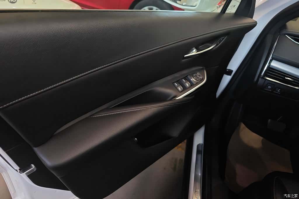 Cadillac XT4, 2019 7