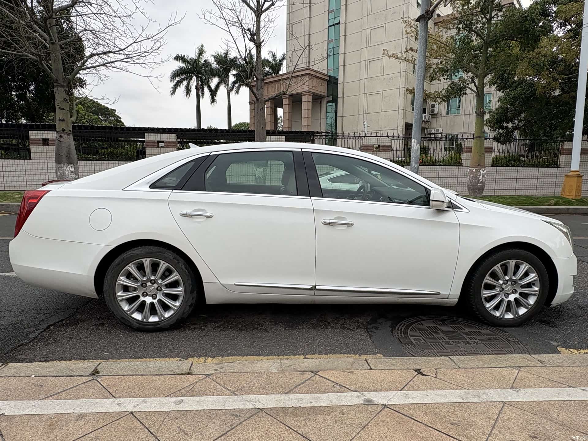 Cadillac XTS, 2016 7