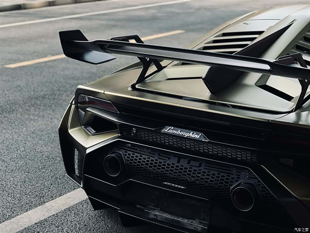 Lamborghini Huracán, 2022 9