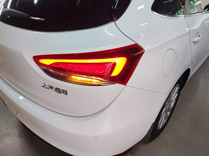 Buick Excelle GX 2018 15T Dual-clutch Elite