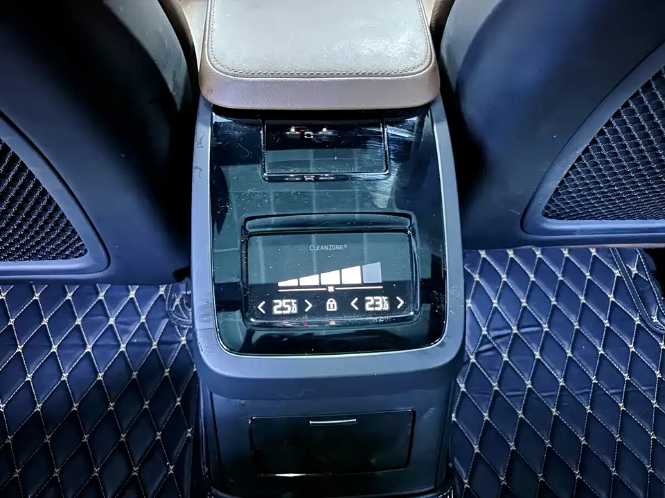 Volvo S90 Volvo S90