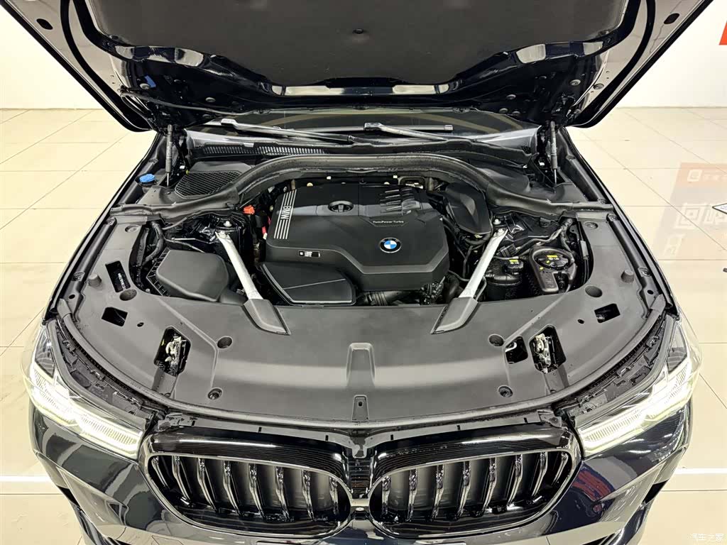 BMW 6 Series GT, 2022 29
