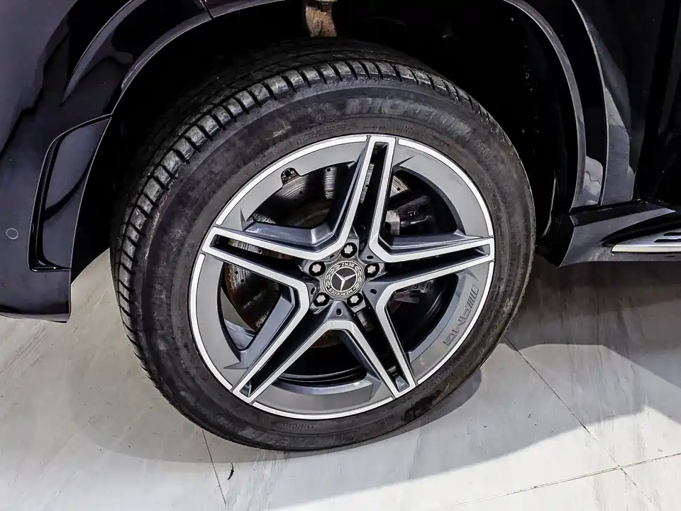 Mercedes-Benz GLS Mercedes-Benz GLS