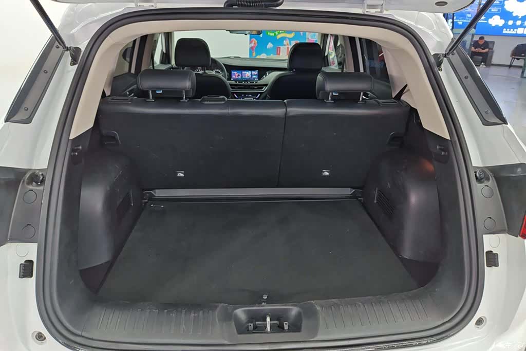 Changan CS35, 2020 4