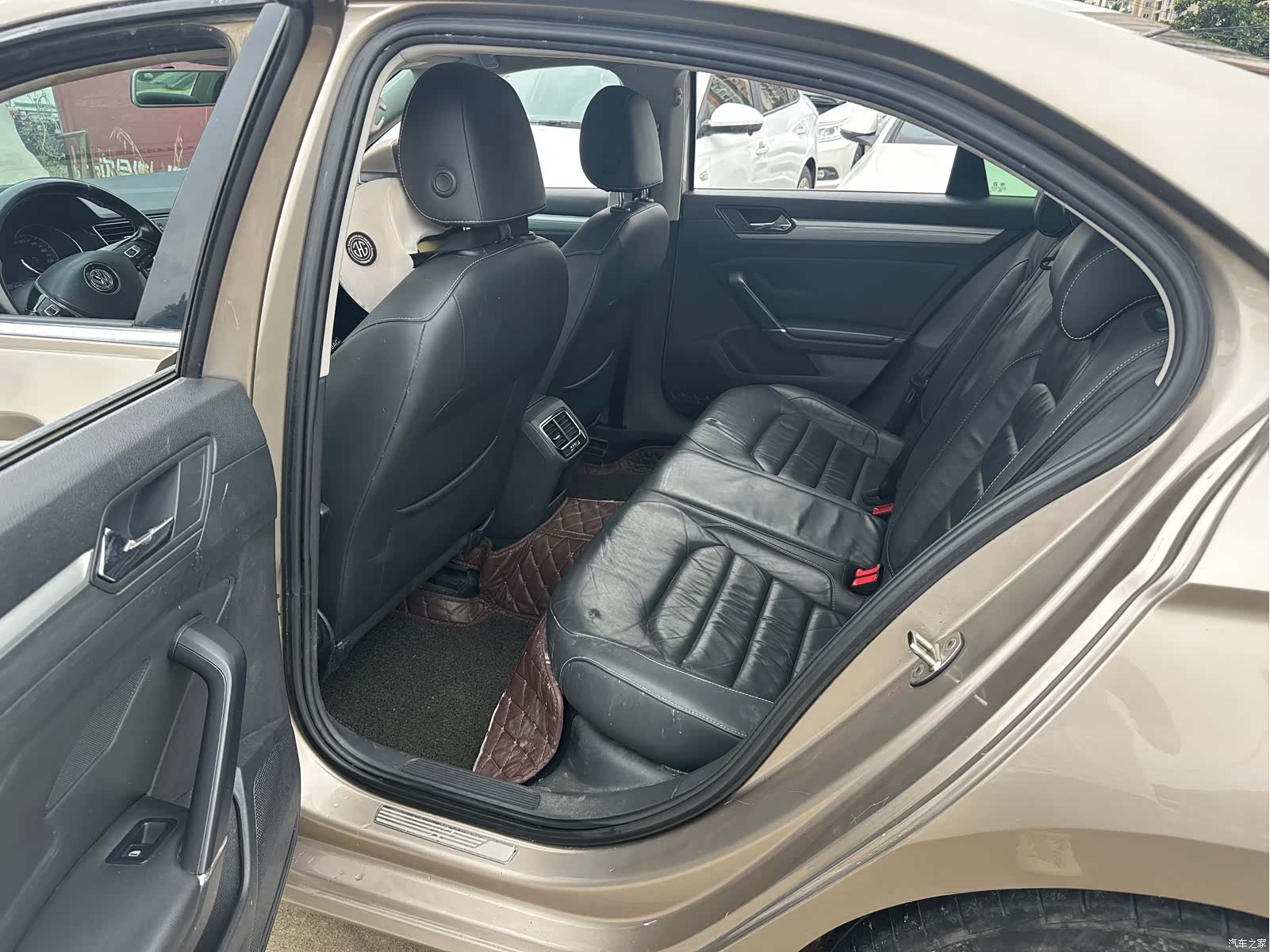Volkswagen Lamando, 2015 все фото