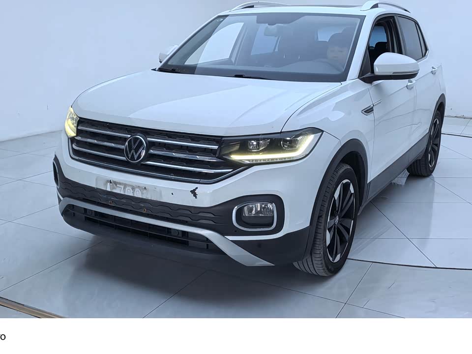 Volkswagen Exploring the shadow