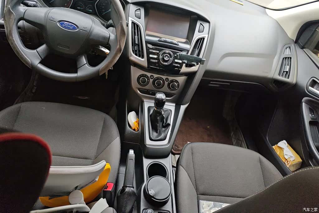 Ford Focus, 2014 12