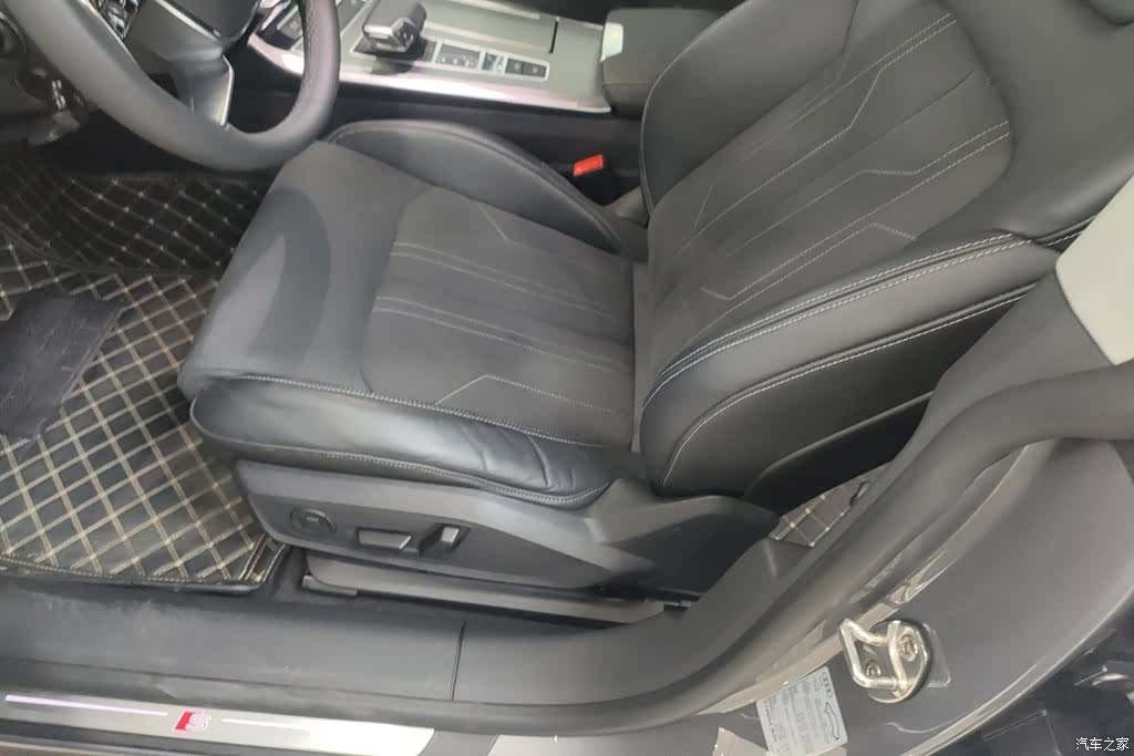 Audi A7L, 2022 9