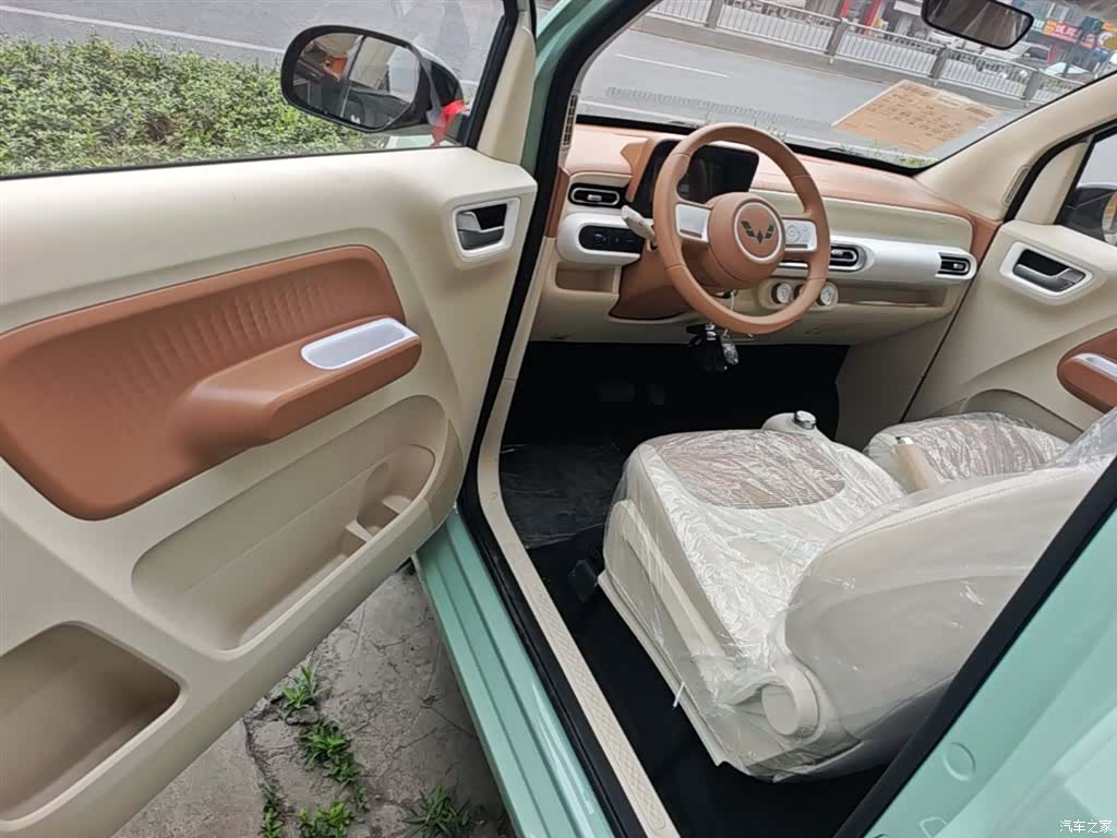 Wuling MINIEV, 2026 16