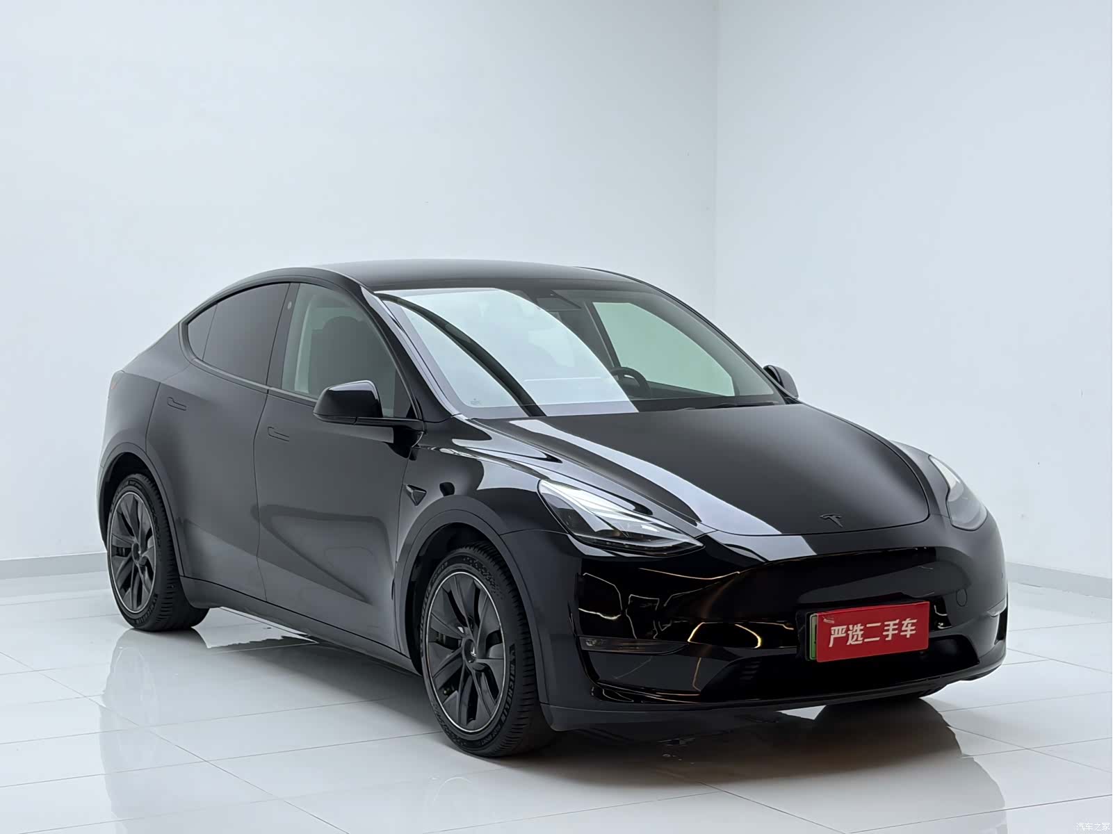 Tesla Model Y, 2021 3