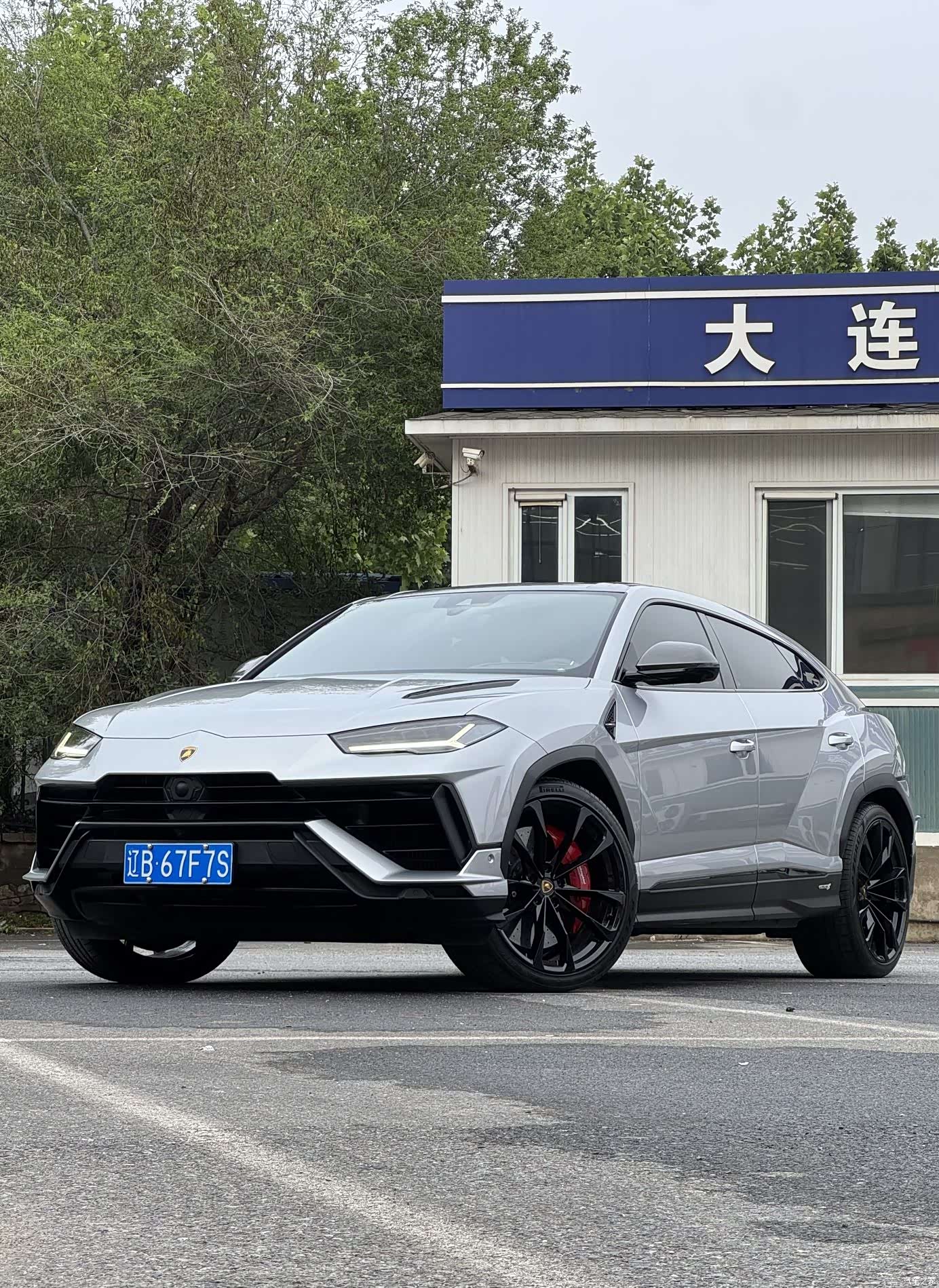 Lamborghini Urus, 2024 4