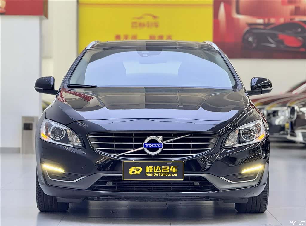 Volvo V60, 2014 4