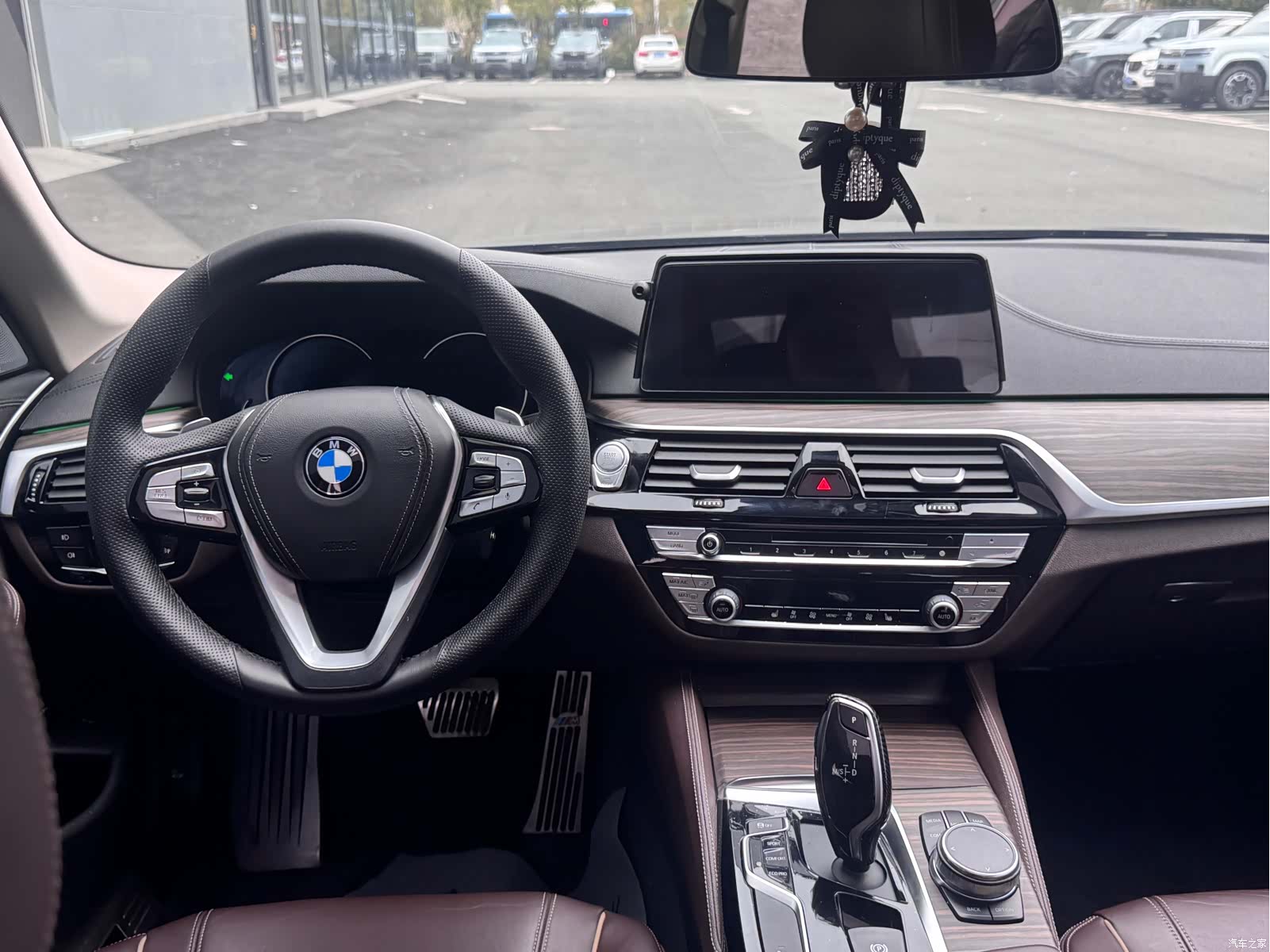 BMW 5 Series, 2018 все фото