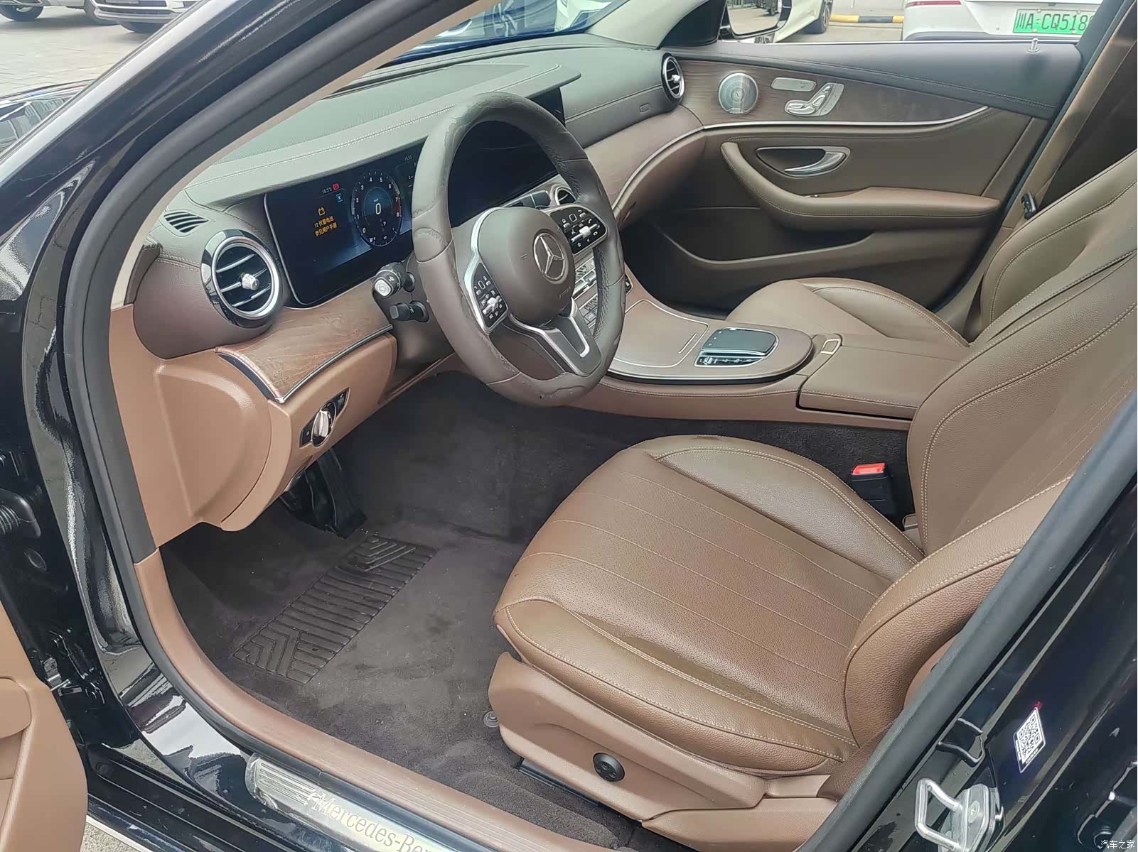 Mercedes-Benz E-Class, 2019 4